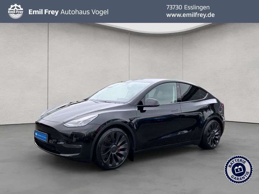 Tesla Model Y 46.100 km 40.980 € Esslingen am Neckar 73730
