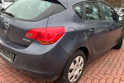 Opel Astra 130.000 km 4.400 &euro; Lübeck 23560