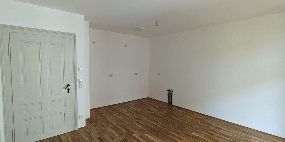 Etagenwohnung Borna - 3 Zimmer, 87 m&sup2;, 660&euro; | Angebot:26359246