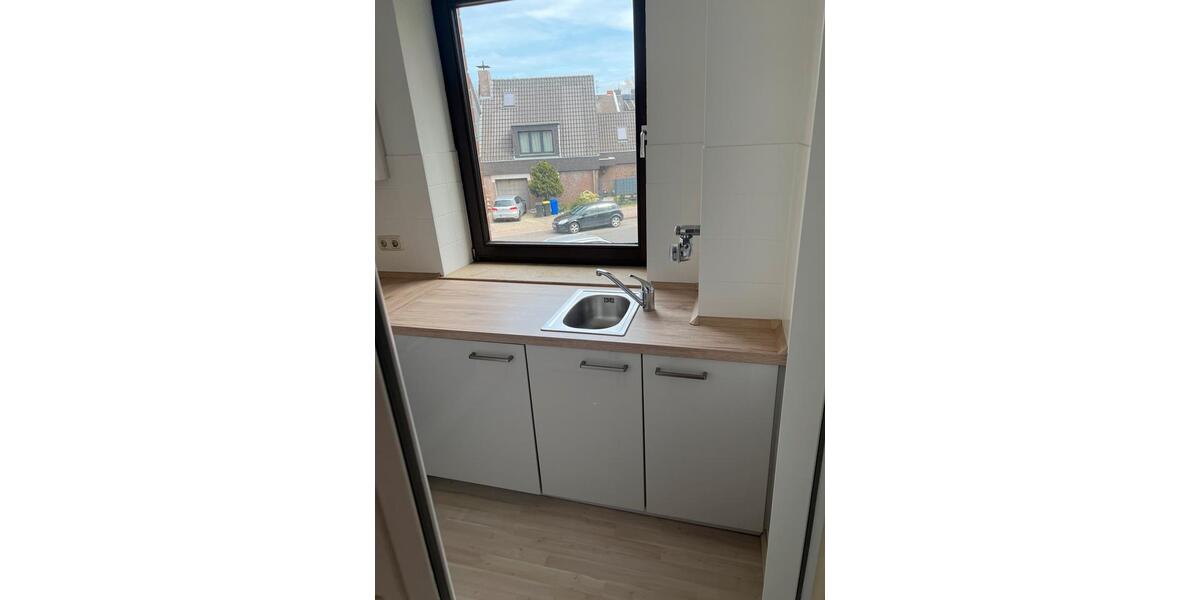 Etagenwohnung Mönchengladbach Süd - 1 Zimmer, 30 m&sup2;, 730&euro; | Angebot:26036952