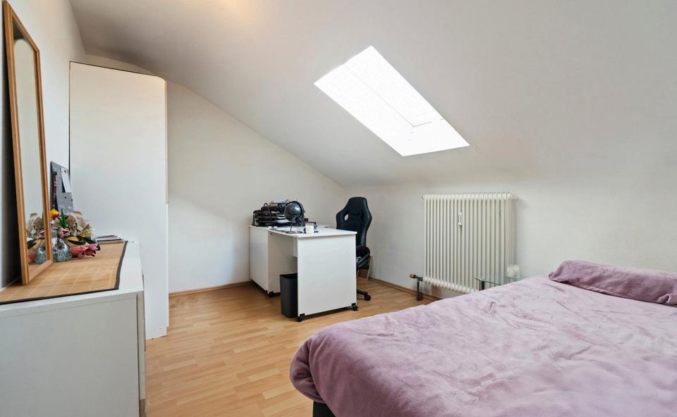 Dachgeschoßwohnung Rottenburg am Neckar - 4 Zimmer, 99 m&sup2;, 210.200&euro; | Angebot:26165703