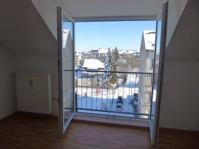 Zimmer Chemnitz Kappel - 4 Zimmer, 83 m&sup2;, 440&euro; | Angebot:25985930