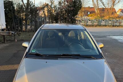 Mitsubishi Colt 225.000 km 1.599 &euro; münchen 81829