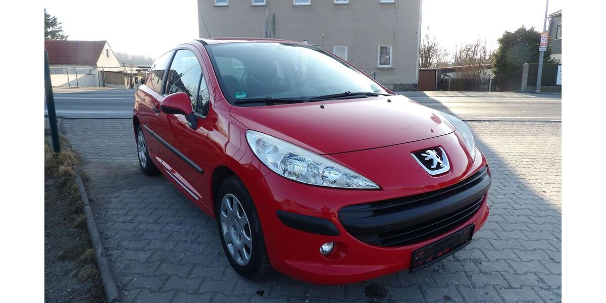 Peugeot 207 144.000 km 3.999 &euro; Bautzen 02625