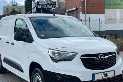 Opel Combo 51.000 km 11.490 € Berlin 10551