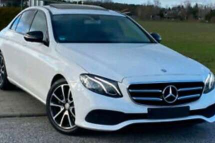 Mercedes 220