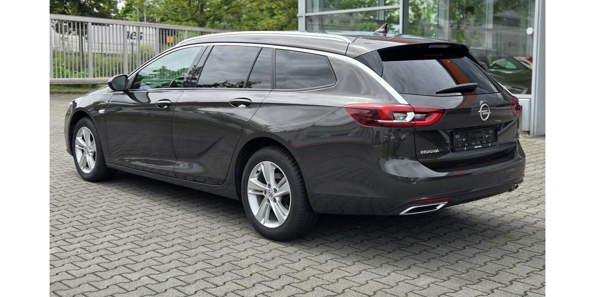 Opel Insignia Sports Tourer Elegance 47.149 km 14.600 &euro; Wilsdruff 01723