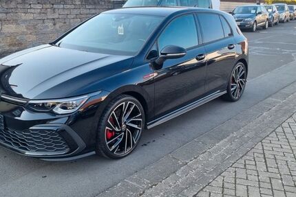 VW Golf 50.000 km 25.990 &euro; Stammheim 97509