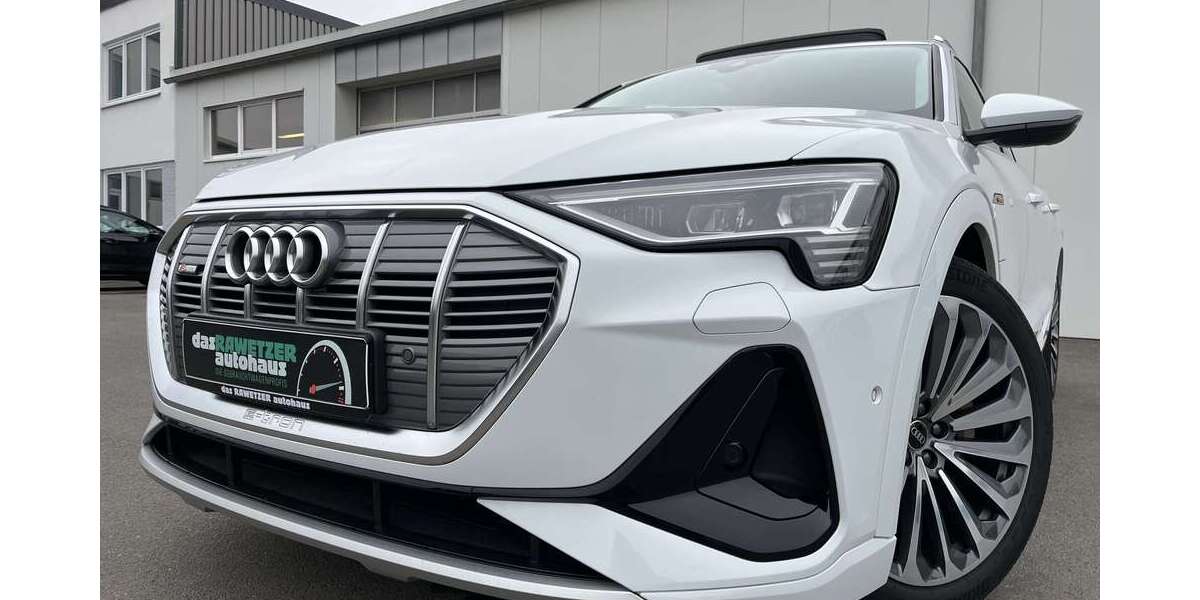 Audi e-tron 29.402 km 32.860 &euro; Marktredwitz 95615