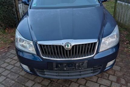 Skoda Octavia 215.000 km 3.150 &euro; Wesselburen 25764