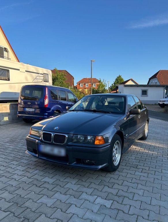 BMW 320 172.000 km 4.200 € Großlangheim 97320