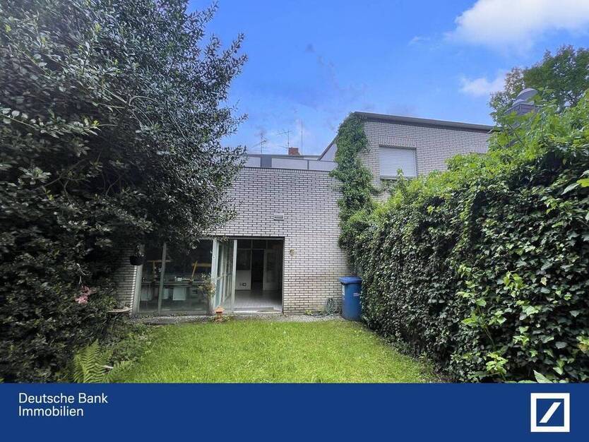 Sanierungsbedürftig*Ein-Zweifamilienhaus mit Gewebeeinheit (ehem. Zahnlabor)*Garten