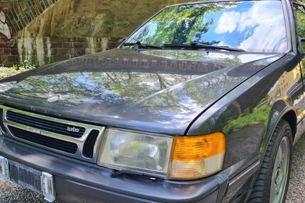 Saab 9000