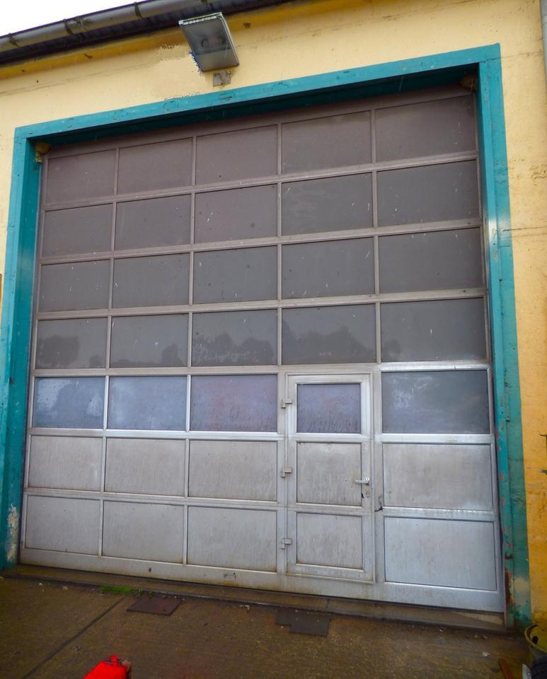 Gewerbehalle Lagerhalle Stellplatz Werkstatt