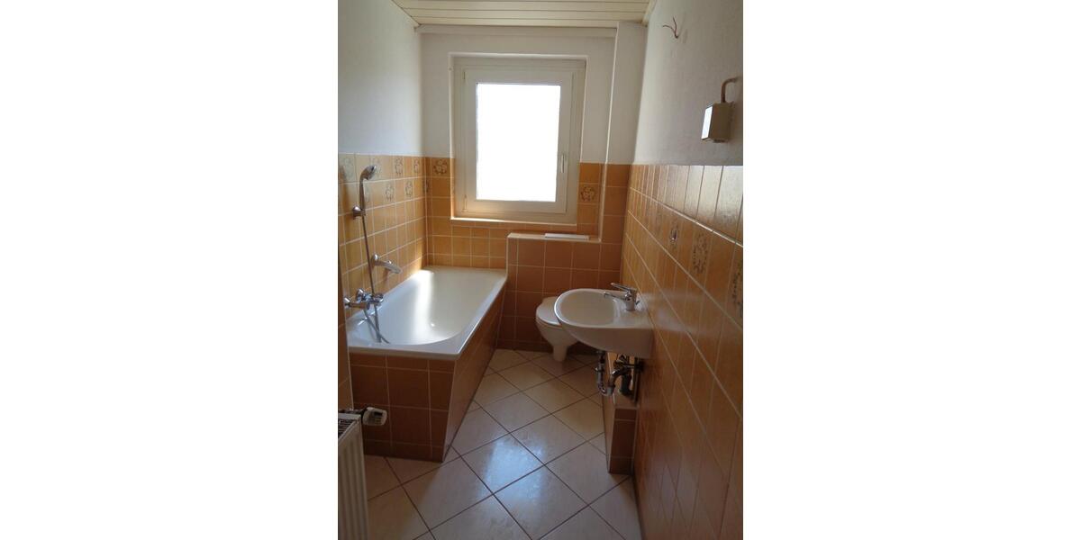 Etagenwohnung Geithain - 3 Zimmer, 58 m&sup2;, 54.000&euro; | Angebot:26770730
