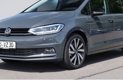 VW Touran 15.500 km 40.880 &euro; Göttingen 37081