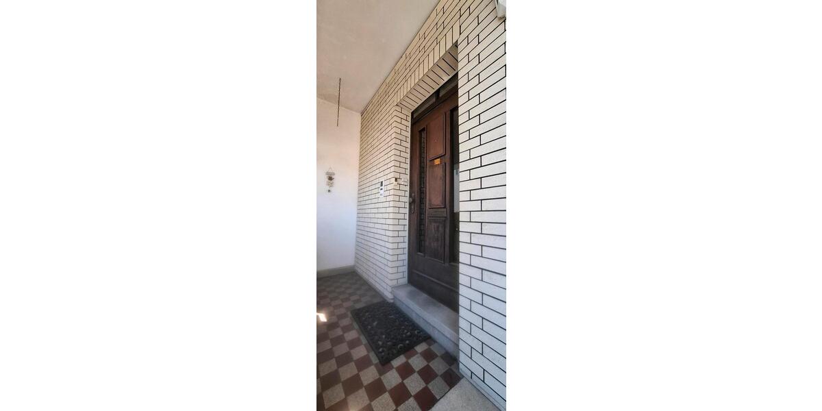 Mehrfamilienhaus, Wohnhaus Kirkel - 11 Zimmer, 180 m&sup2;, 290.000&euro; | Angebot:27076980