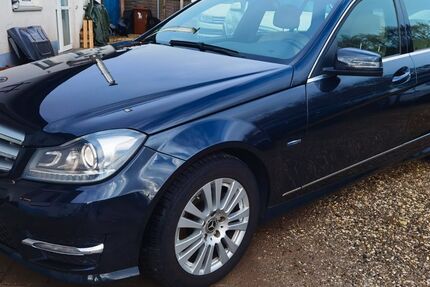 Mercedes-Benz C 250 334.431 km 5.980 &euro; Welden 86465