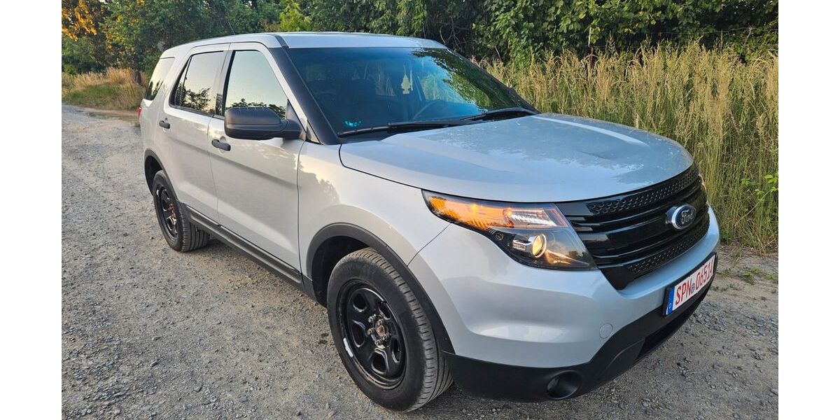 Ford Explorer 187.626 km 12.333 &euro; Guben 03172