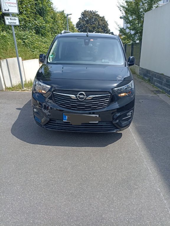 Opel Combo Life 61.000 km 20.499 € Krefeld 47839