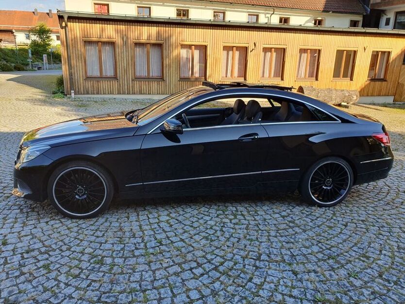 E 220