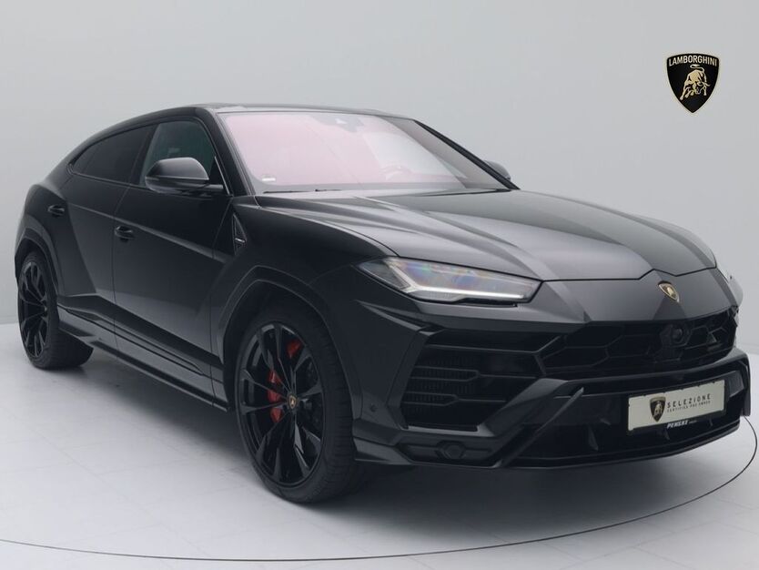Lamborghini Urus 6.352 km 244.900 € Hamburg 22143