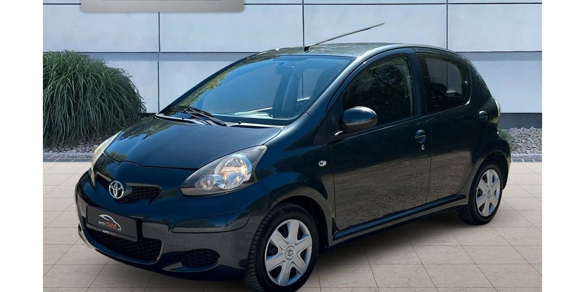 Toyota Aygo (X) 94.900 km 4.150 &euro; Wegberg 41844