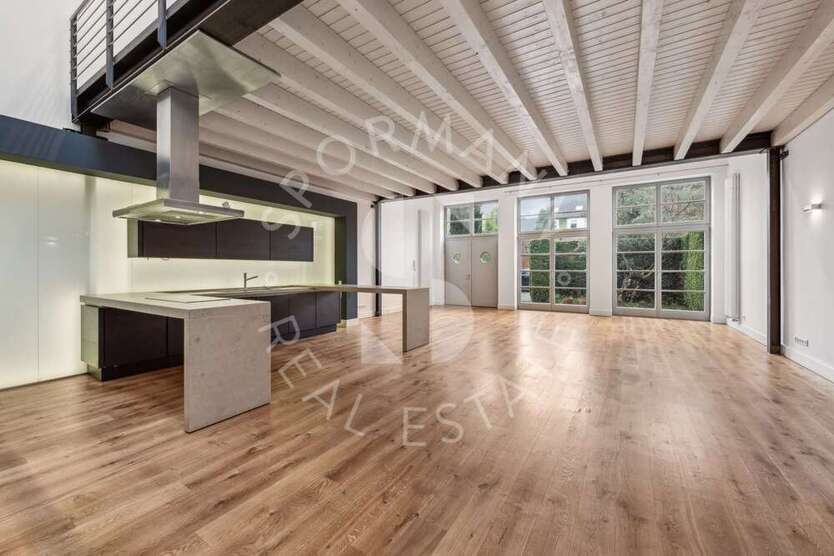 Wohnung zum Kaufen in Düsseldorf 895.000 € 160 m²