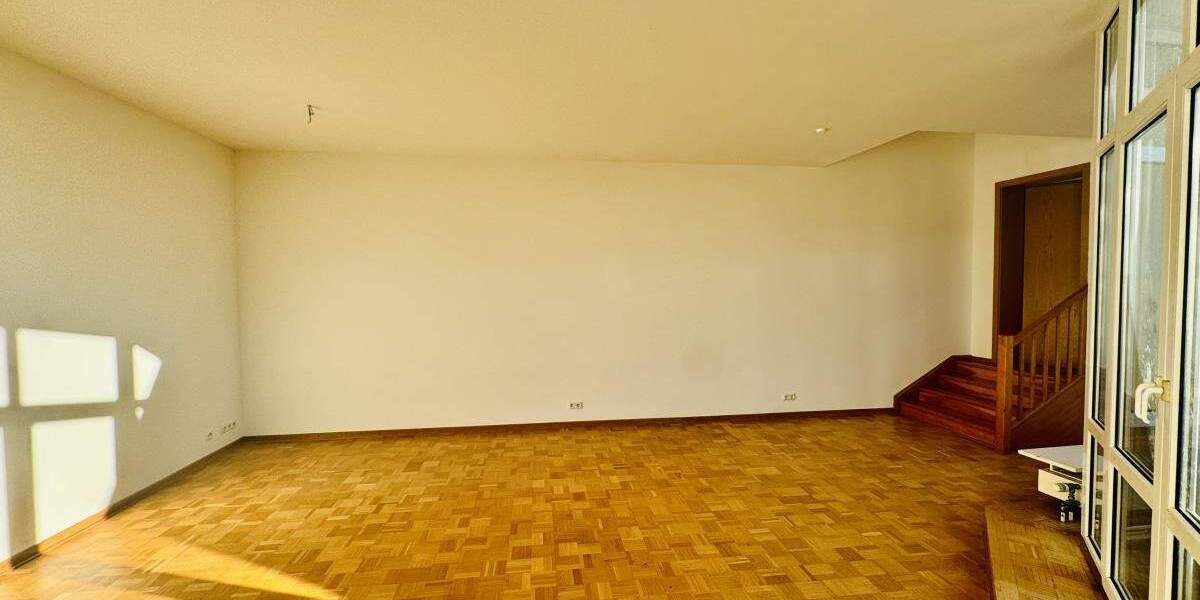 Etagenwohnung Berlin Charlottenburg - 3 Zimmer, 121 m&sup2;, 1.936&euro; | Angebot:25567451