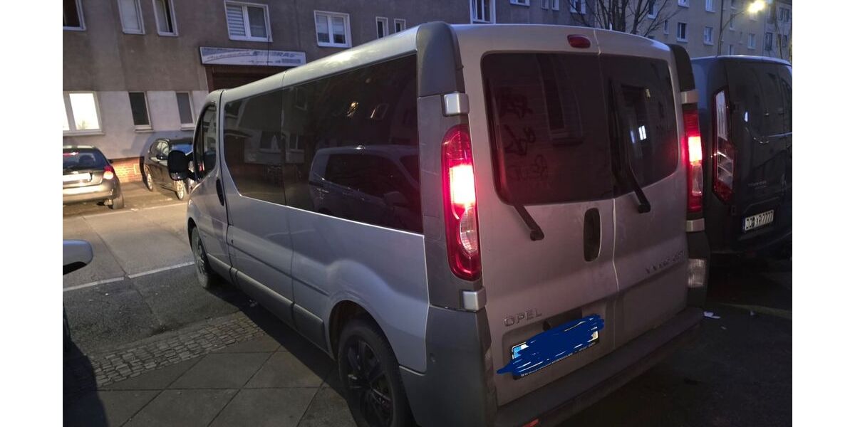 Opel Vivaro 345.195 km 5.800 &euro; Dortmund 44147