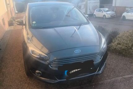 Ford S-Max 127.600 km 12.300 &euro; Friedrichsthal 66299