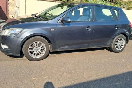 Kia ceed / Ceed 253.000 km 3.900 &euro; Goldbach 63773