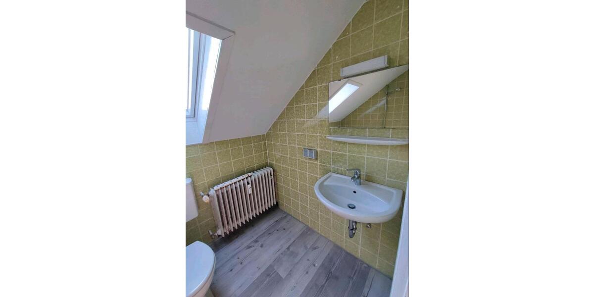 Dachgeschoßwohnung Giengen an der Brenz - 1 Zimmer, 35 m&sup2;, 76.000&euro; | Angebot:26446262