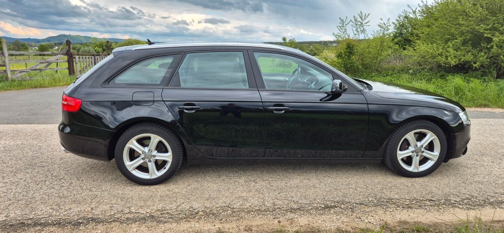 Audi A4 130.500 km 18.000 &euro; Berg 92348