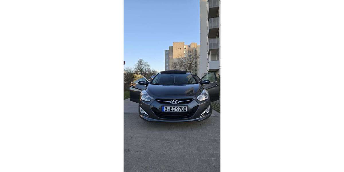 Hyundai i40 188.000 km 9.000 &euro; Märkisches Viertel (Berlin) 13435