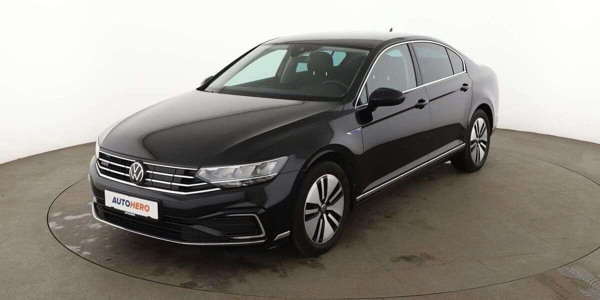 VW Passat 43.138 km 22.390 &euro; Neufahrn 85375