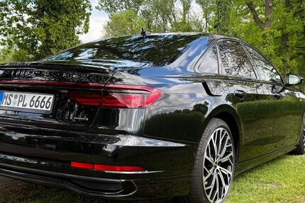 Audi A8 109.000 km 52.900 &euro; Münster 48147
