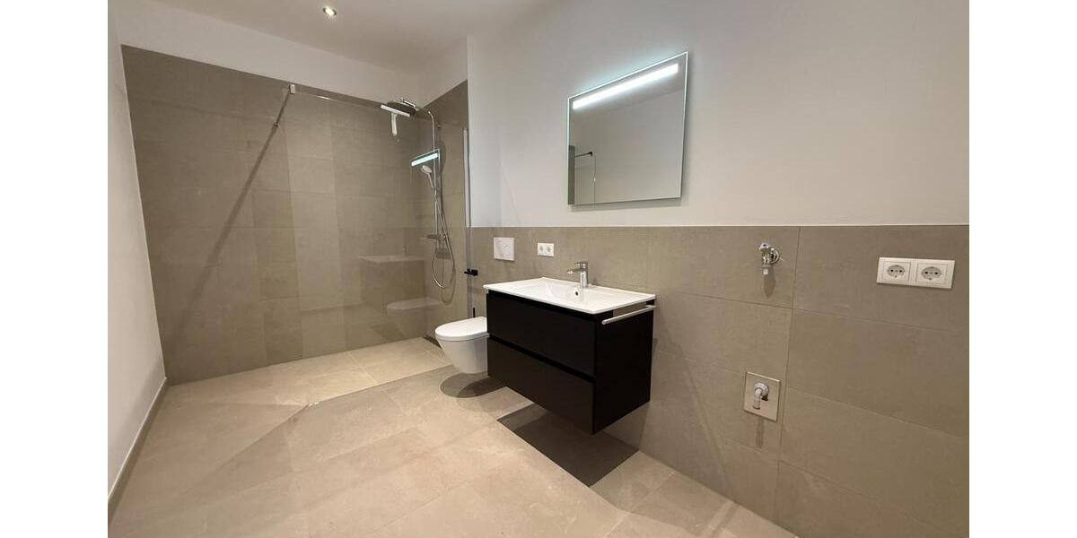 Etagenwohnung Tüßling - 1 Zimmer, 63 m&sup2;, 820&euro; | Angebot:21354380