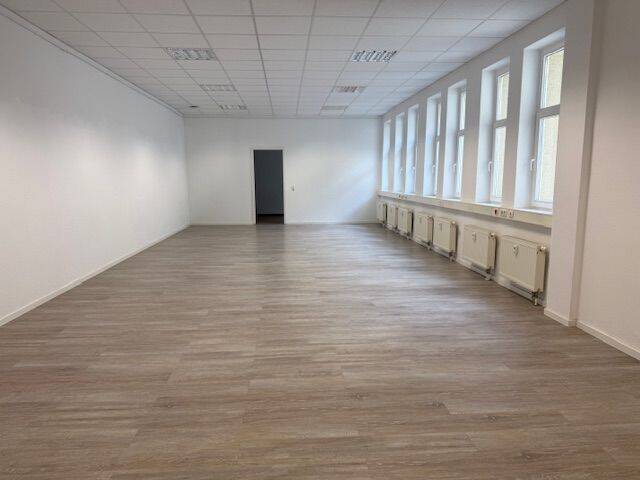 Gewerbeobjekt Cottbus Mitte - 2 Zimmer, 85 m&sup2;, 550&euro; | Angebot:25662873
