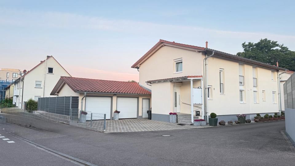 Doppelhaushälfte Lahr (Schwarzwald) - 4 Zimmer, 112 m&sup2;, 640.000&euro; | Angebot:27080980