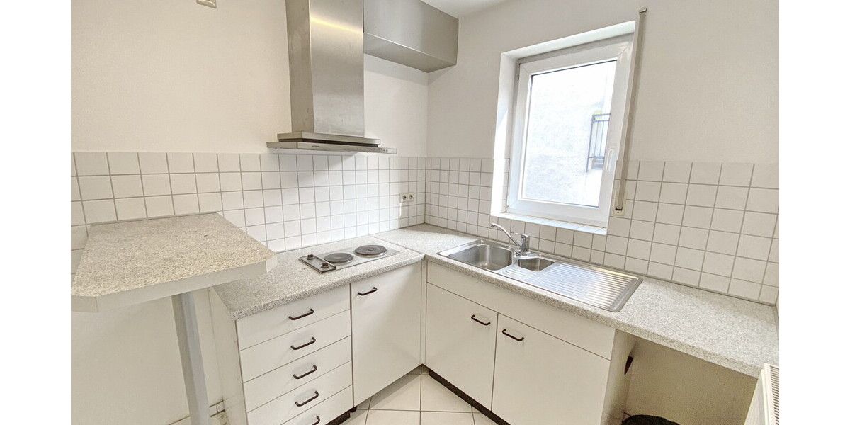 Frisch renovierte 3-Zimmer-Wohnung mit 2 sonnigen Balkonen - 3- Karlsruhe Mühlburg | Angebot:26044581