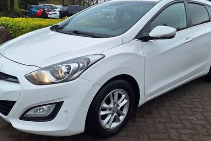 Hyundai i30 530.000 km 3.750 &euro; Bad bentheim 48455