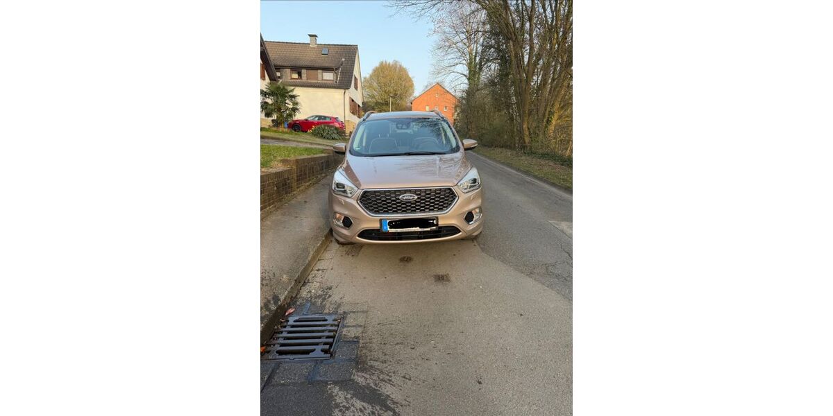 Ford Kuga 72.000 km 16.700 &euro; Solingen 42657