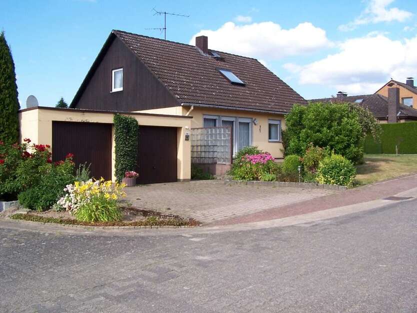 Haus zum Kaufen in Extertal - Bösingfeld 179.000 € 155 m² 6 zimmer