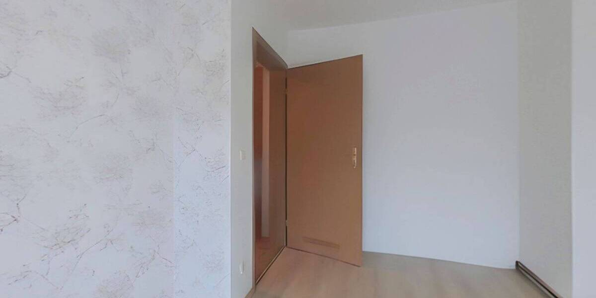 Etagenwohnung Zeitz - 4 Zimmer, 68 m&sup2;, 45.000&euro; | Angebot:26768276