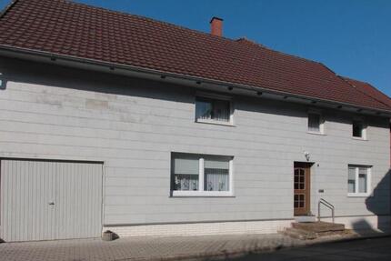 Haus Dassel - 6 Zimmer, 180 m&sup2;, 165.000&euro; | Angebot:26169321