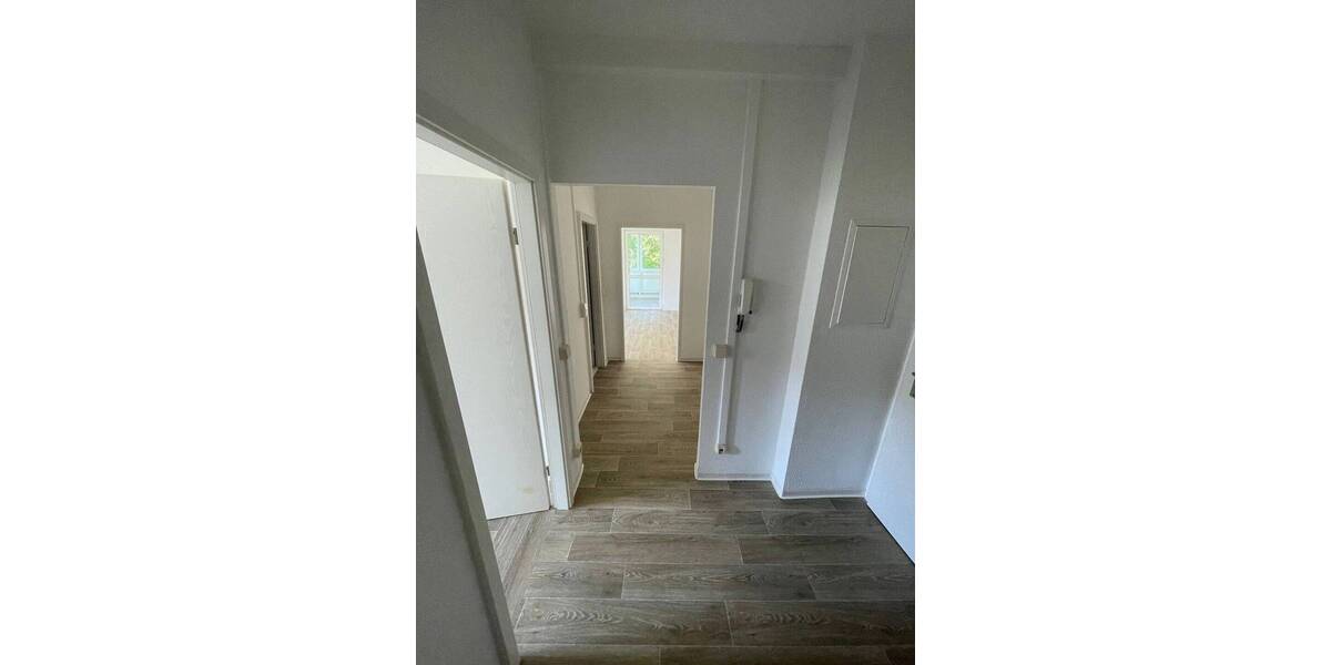 Etagenwohnung Gera Lusan - 3 Zimmer, 61 m&sup2;, 360&euro; | Angebot:26908414