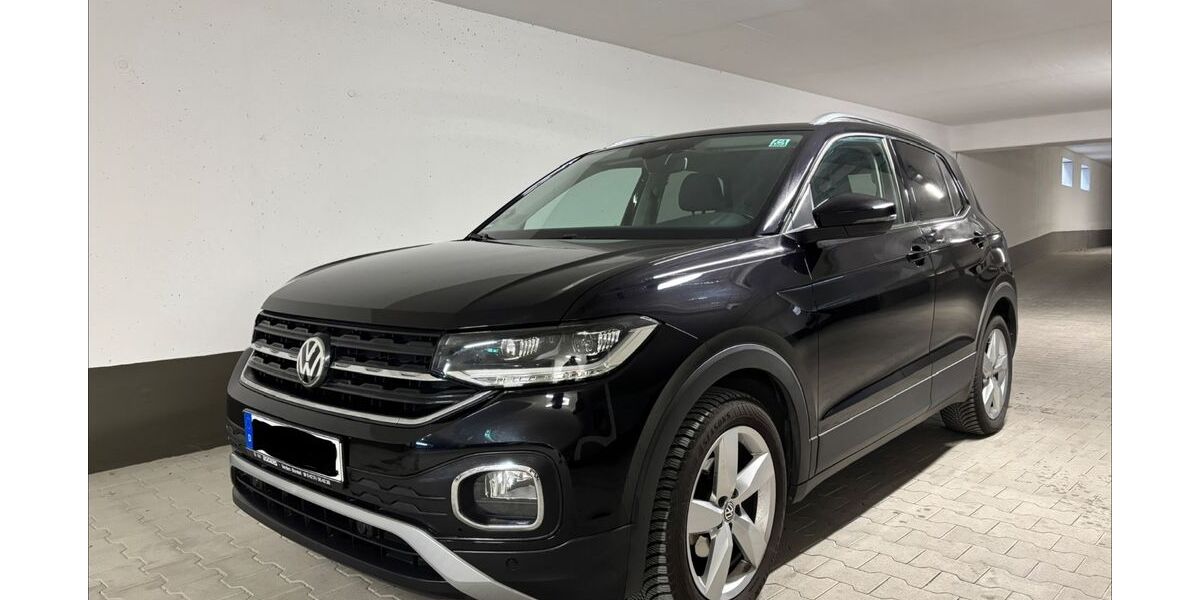 VW T-Cross 51.000 km 16.450 &euro; Sindelfingen 71069