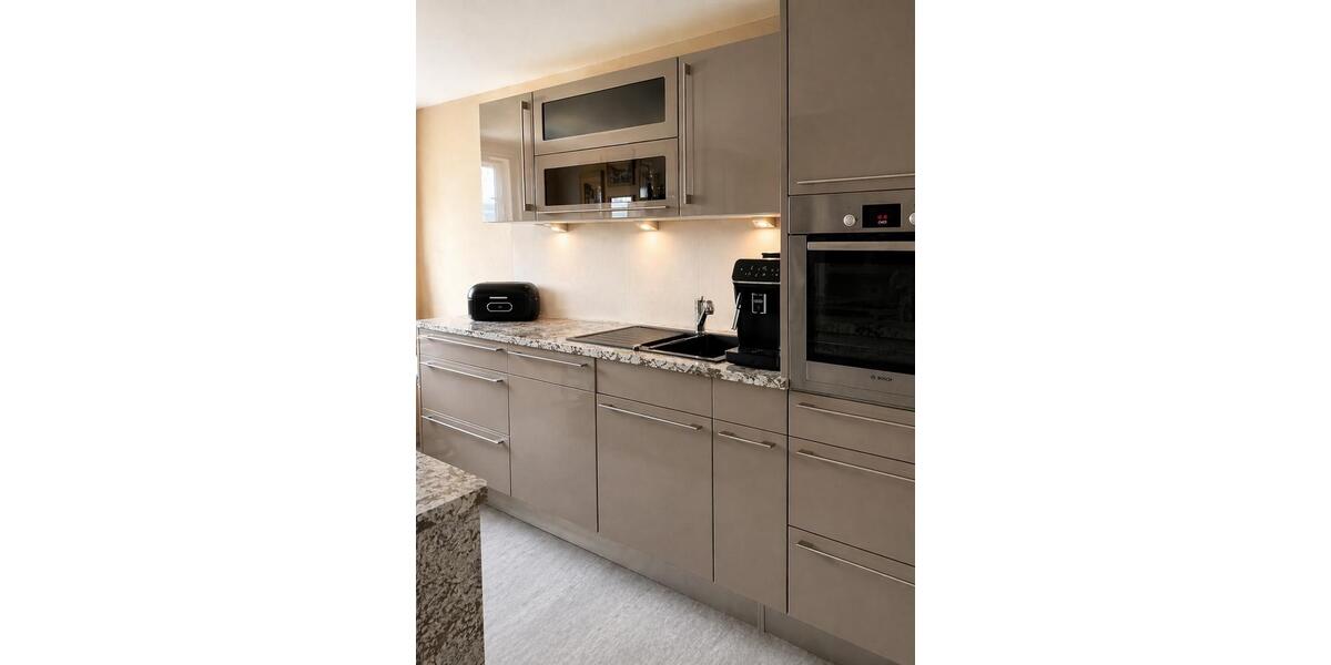 Etagenwohnung Singen (Hohentwiel) - 3.5 Zimmer, 88 m&sup2;, 285.000&euro; | Angebot:26257418