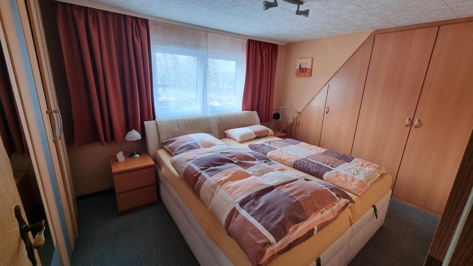 Einfamilienhaus Seesen - 7 Zimmer, 230 m&sup2;, 349.000&euro; | Angebot:26821649